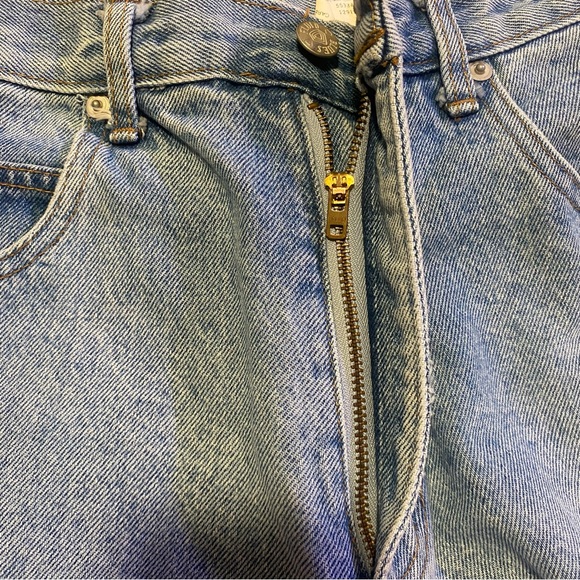 Vintage Y2K Fluid Blues Denim Shorts High Rise Blue Made in USA Womens Size 29 M - Picture 3 of 6